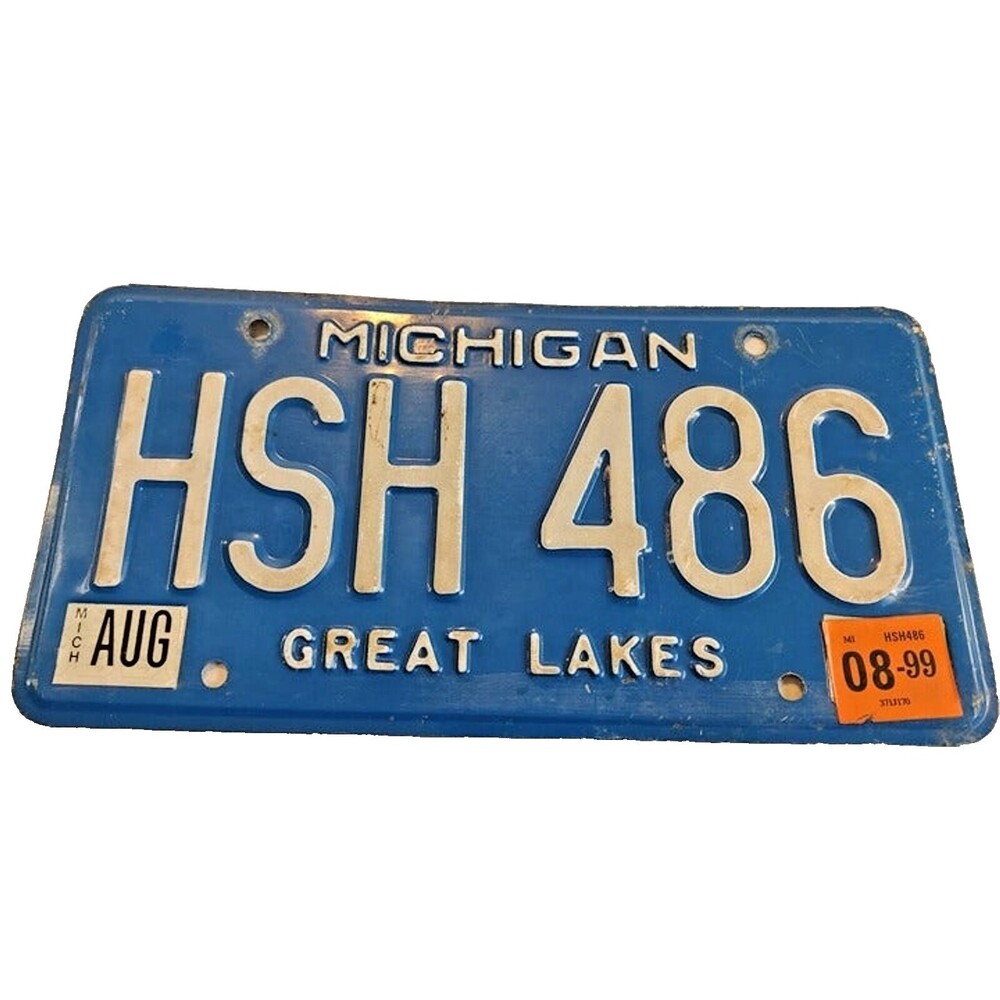 Michigan License Plate #HSH 486 Blue Great Lakes-Collecting
